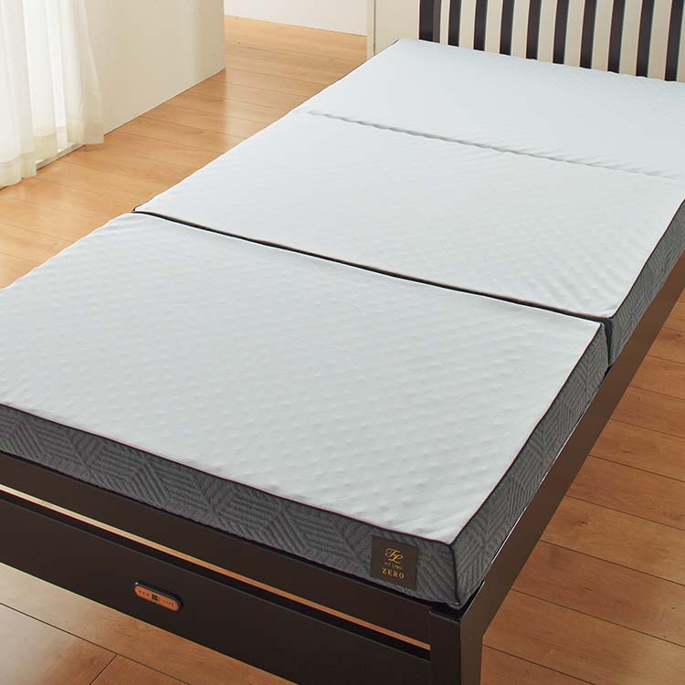 FL05 BODY ZERO-9(3ッ折) (ダブル) 140×200×9cm：敷き布団
