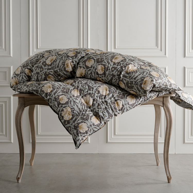 MG5683 羽毛掛け布団 (SL) 150×210cm 1.2kg(詰めもの重量）