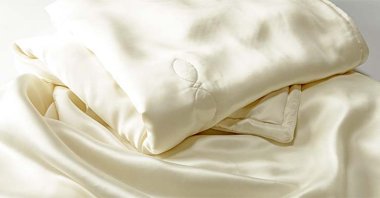 真綿布団（真綿ふとん）｜ふとんなどの寝具なら西川公式サイト