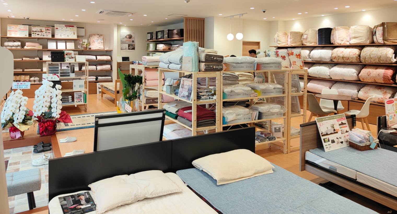 ふとんのとみなが津山店
