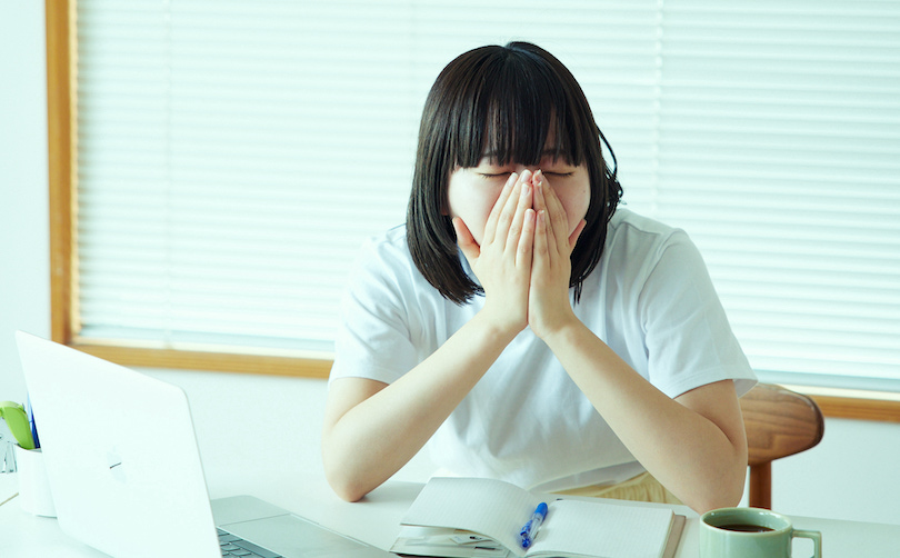 夕方 に なると 眠く なる