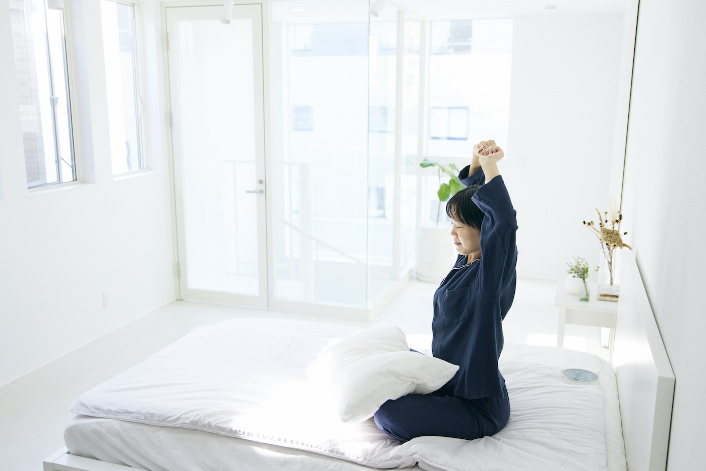 寒い冬でもスムーズに快眠!就寝前は身体を温めながらストレッチ 寒い冬でもスムーズに快眠!就寝前は身体を温めながらストレッチ