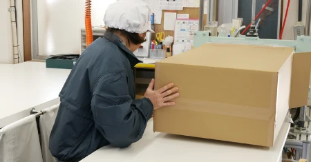 リフォームが完了したふとんをお届け