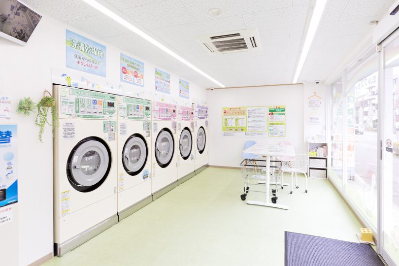 最大32kgまでの大型乾燥洗濯機が設置されている