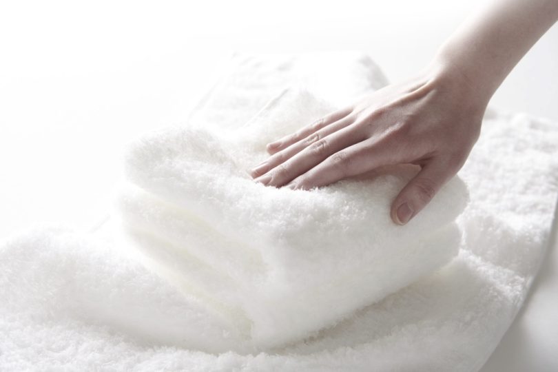 軽量・速乾・高吸水!さらにふかふかの触り心地を実現した「MAROYAKA TOWEL」が発売