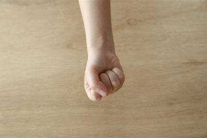 「握って放す」の繰り返し