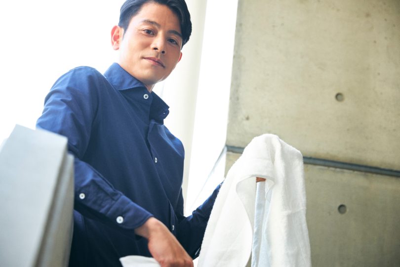 【タオルと私】吉沢悠さんが溺愛する「サーフィンの相棒!」なタオルとは?
