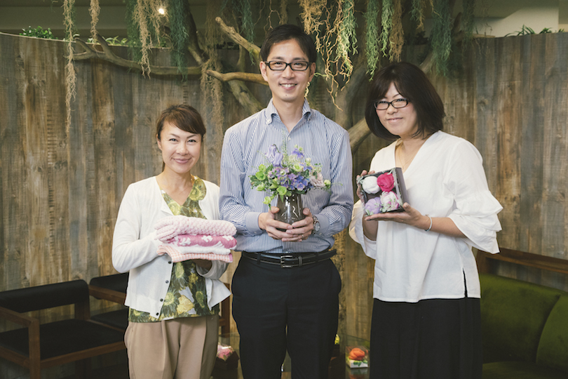 <ローズガーデン>を共同開発!日比谷花壇のフローリストにぴったりのタオルをオススメします!