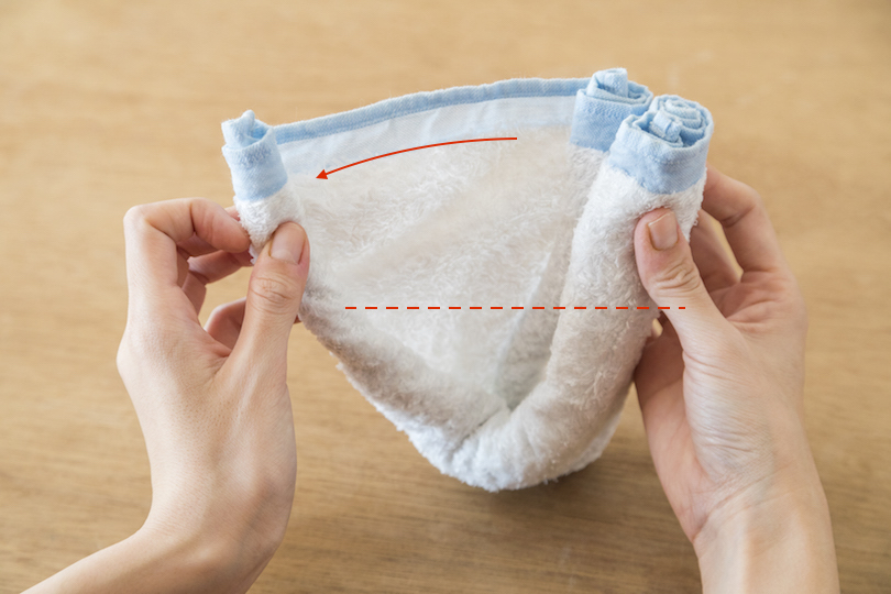 左手前のロールを引き離す