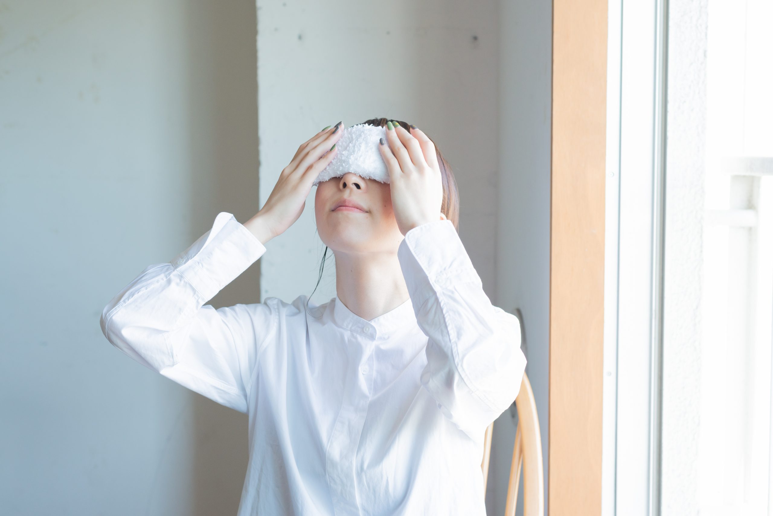 「なんだか調子いいかも…?」蒸しタオルで目と耳を温める
