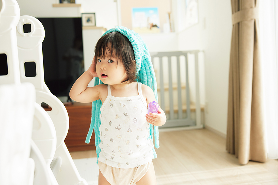 ぱすたおを被る子供