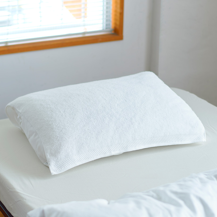 「自分好みのやわらかさ」を選べる、タオル生地の枕カバーが新登場！　＜しあわせのピロータオル＞にこめられた想い