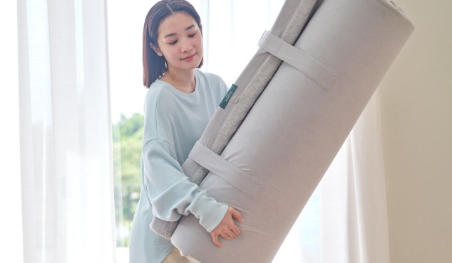 軽量で持ち運びやすいマットレス
