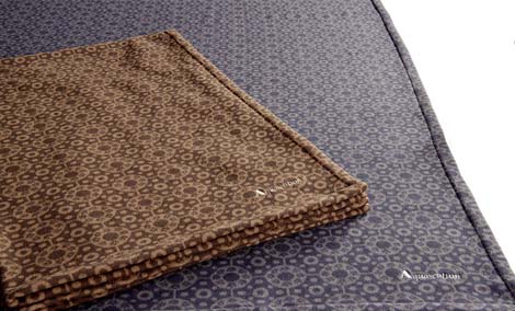 カシミヤ混ウール毛布 （毛羽部分）