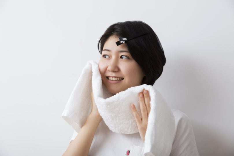 毛穴汚れを一掃する「蒸しタオル美容法」