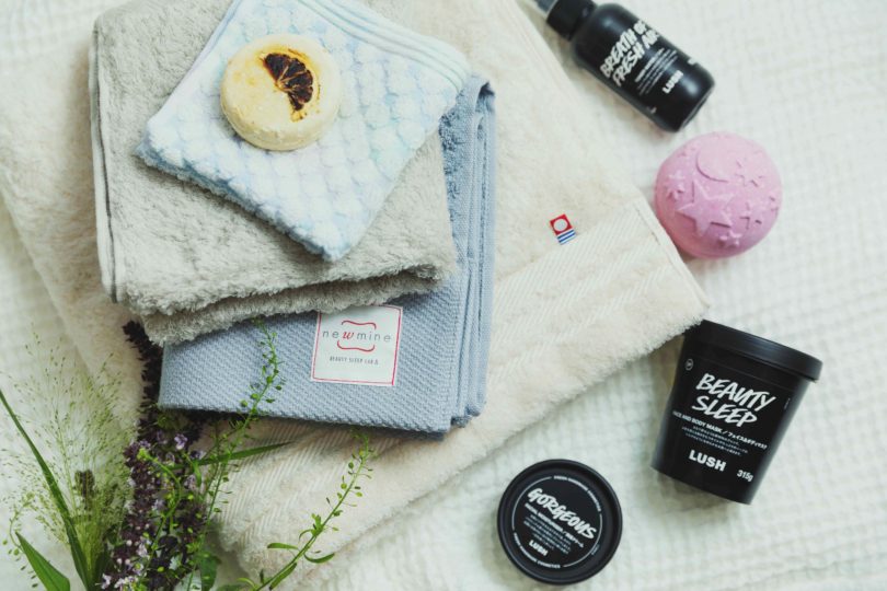 心地良いナイトルーティンで心身ともにリラックス！「LUSH」をもっと使いたくなる西川タオルもご紹介